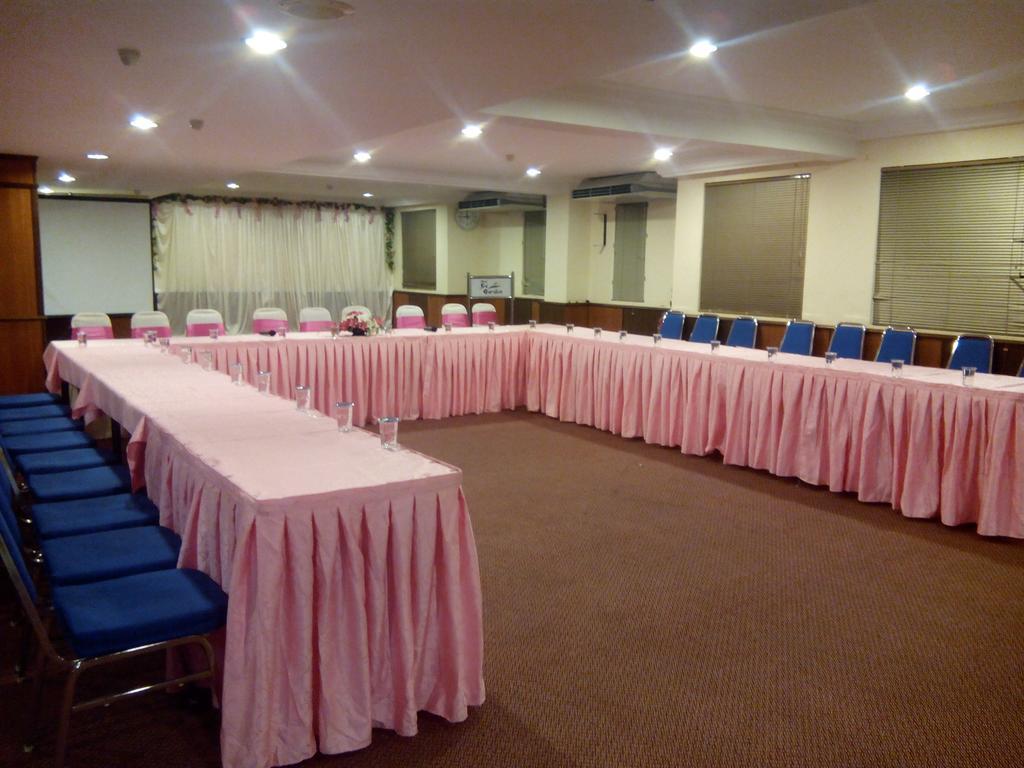 Hotel Sri Garden Sdn. Bhd. Kangar Luaran gambar